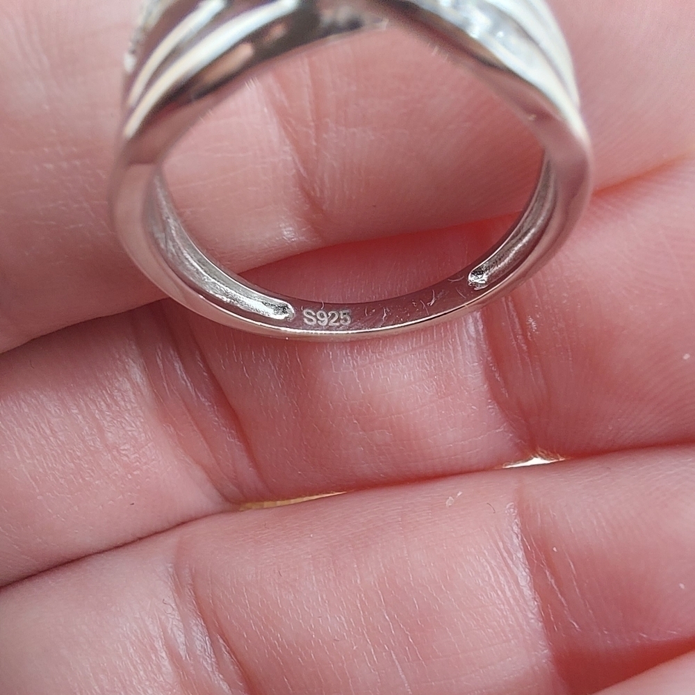925 Sterling Silver Infinity Ring - Picture 7 of 9